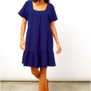 Rails Valentina dress in navy. Size small (fits like a medium)